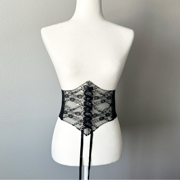 Romantic Black Lace Corset Style Waist Belt Stretch Snap Back Closure Size Small - Picture 2 of 12